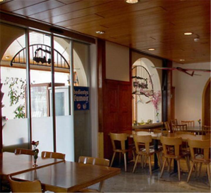Gastro Bahnhof Post Kreuzlingen Ag Esterno foto