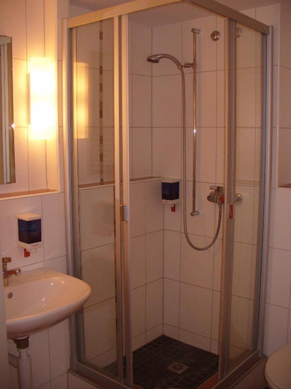 Gastro Bahnhof Post Kreuzlingen Ag Esterno foto